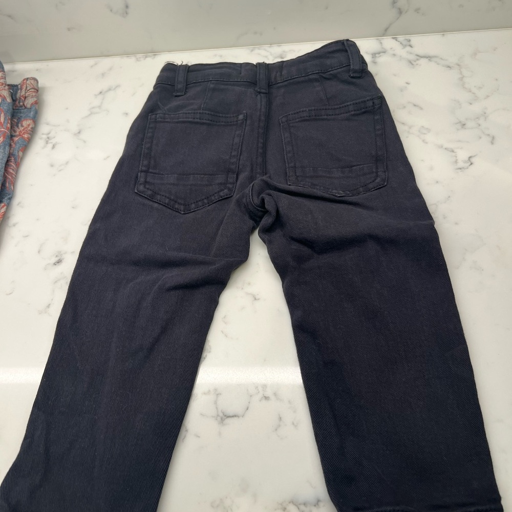 2T Black jeans